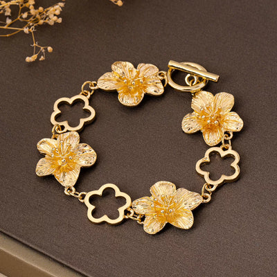 18K Gold Plated Flower Bracelet Delicate Alloy Jewelry